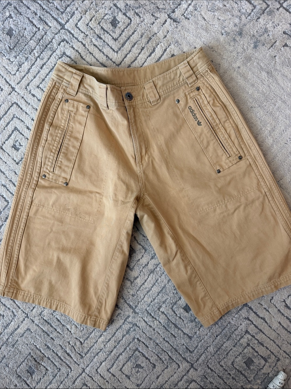 adidas baggy Shorts